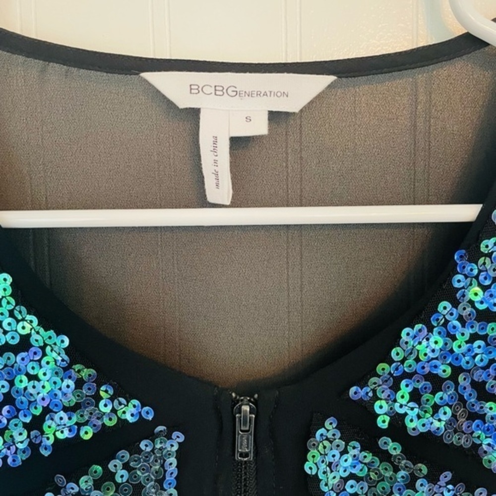 BCBGeneration sequin top - Small - Picture 3 of 9